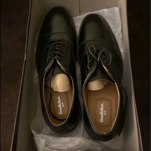 Men’s dress shoes